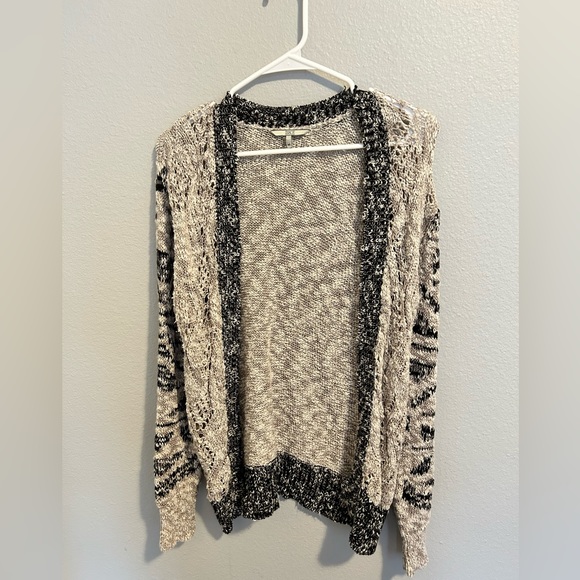 Buckle BKE Knit Cardigan -- FINAL SALE PRICE - Picture 3 of 8